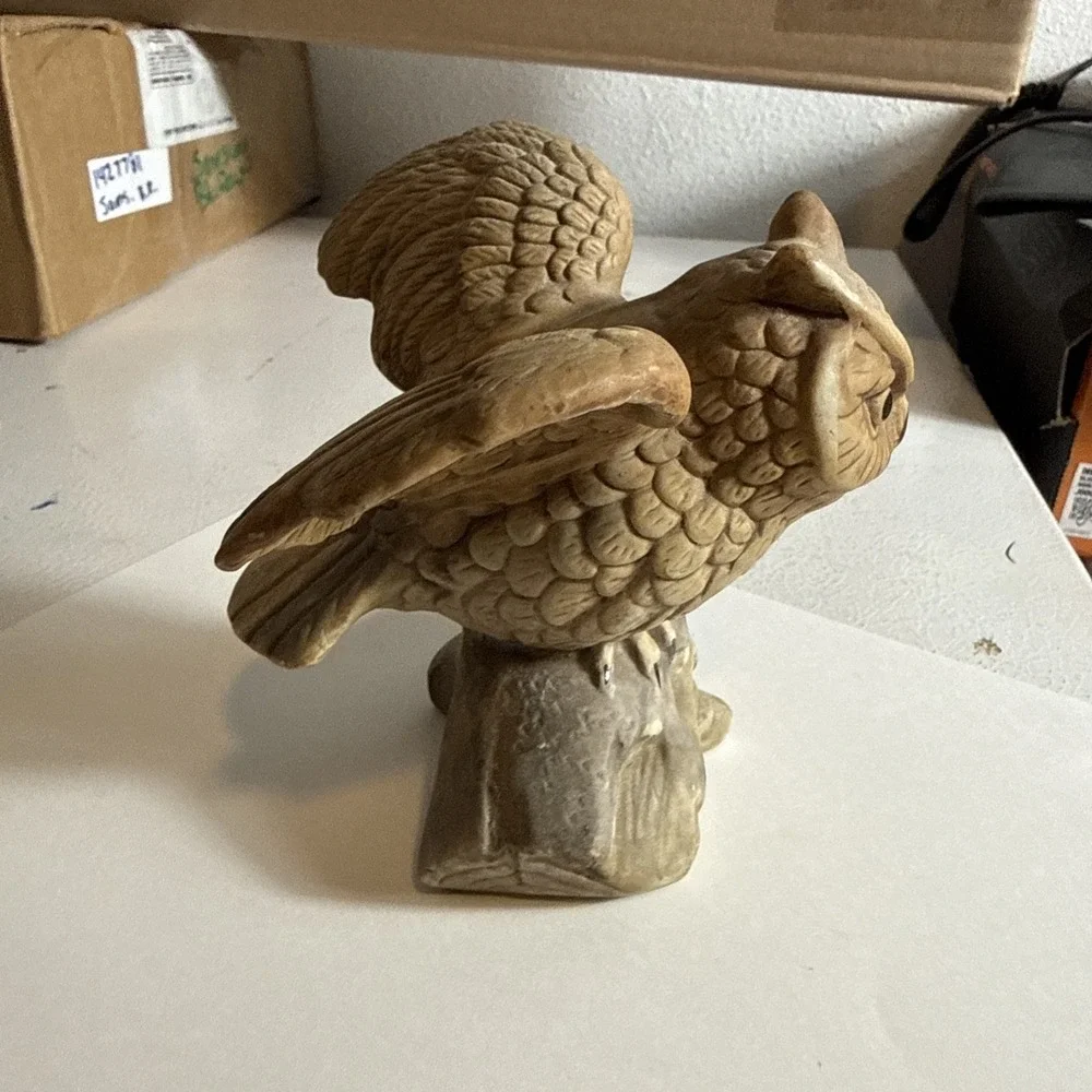 Vintage Owl w/ Spread Wings Perched on Log. 5 inches Tall Figurine